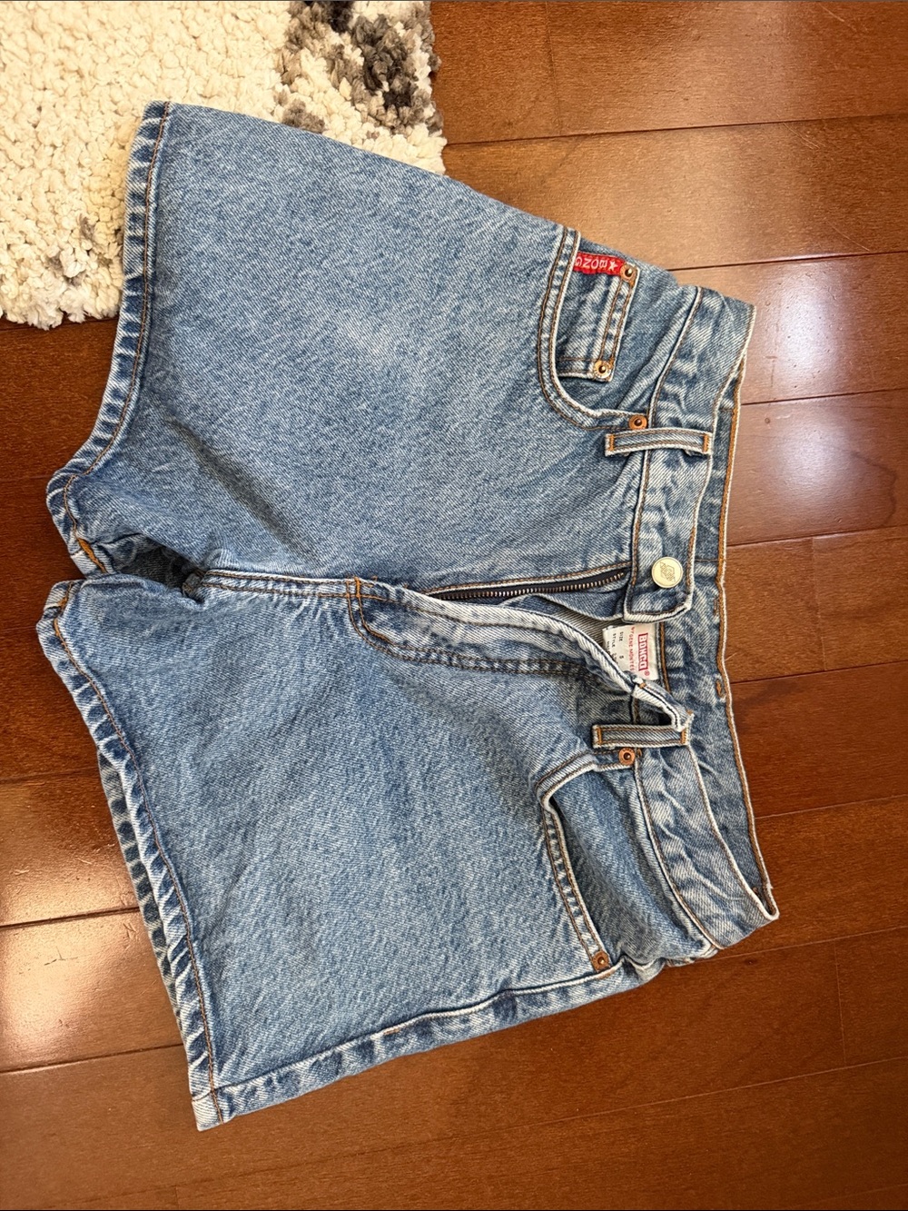 Vintage 90s Light Blue Denim Women's High-Waist Shorts